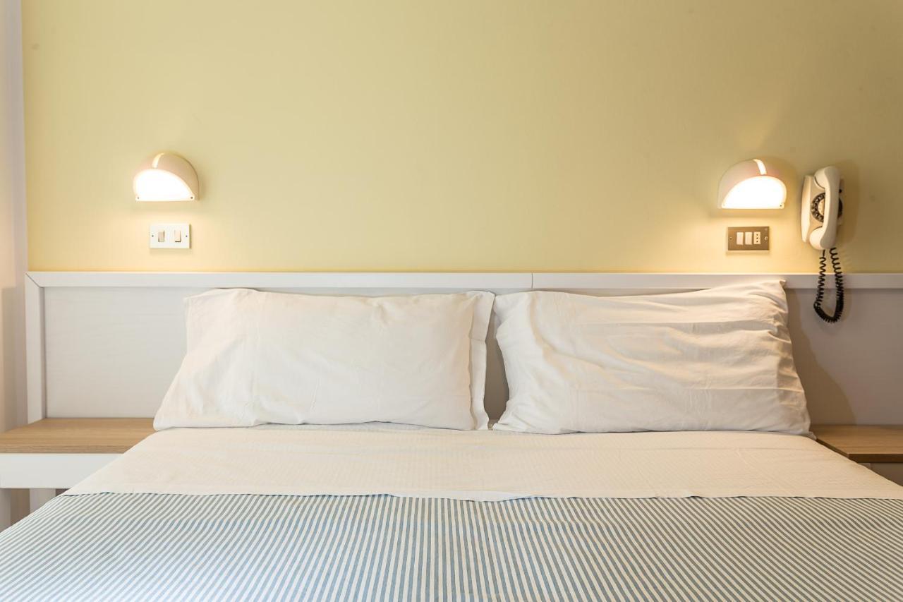 Piccolo Hotel Kursaal Чезенатико Экстерьер фото